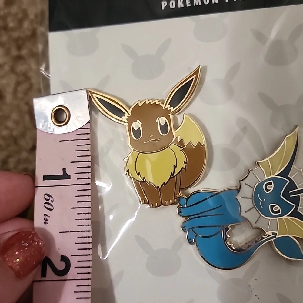 Pokemon Center Rare Eevee Vaporeon Pin Set